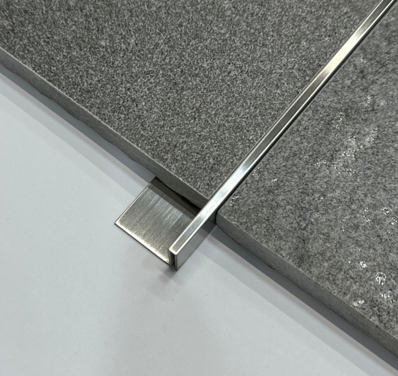 Профиль Juliano Tile Trim SBP018-1B-12H Silver (2700mm)